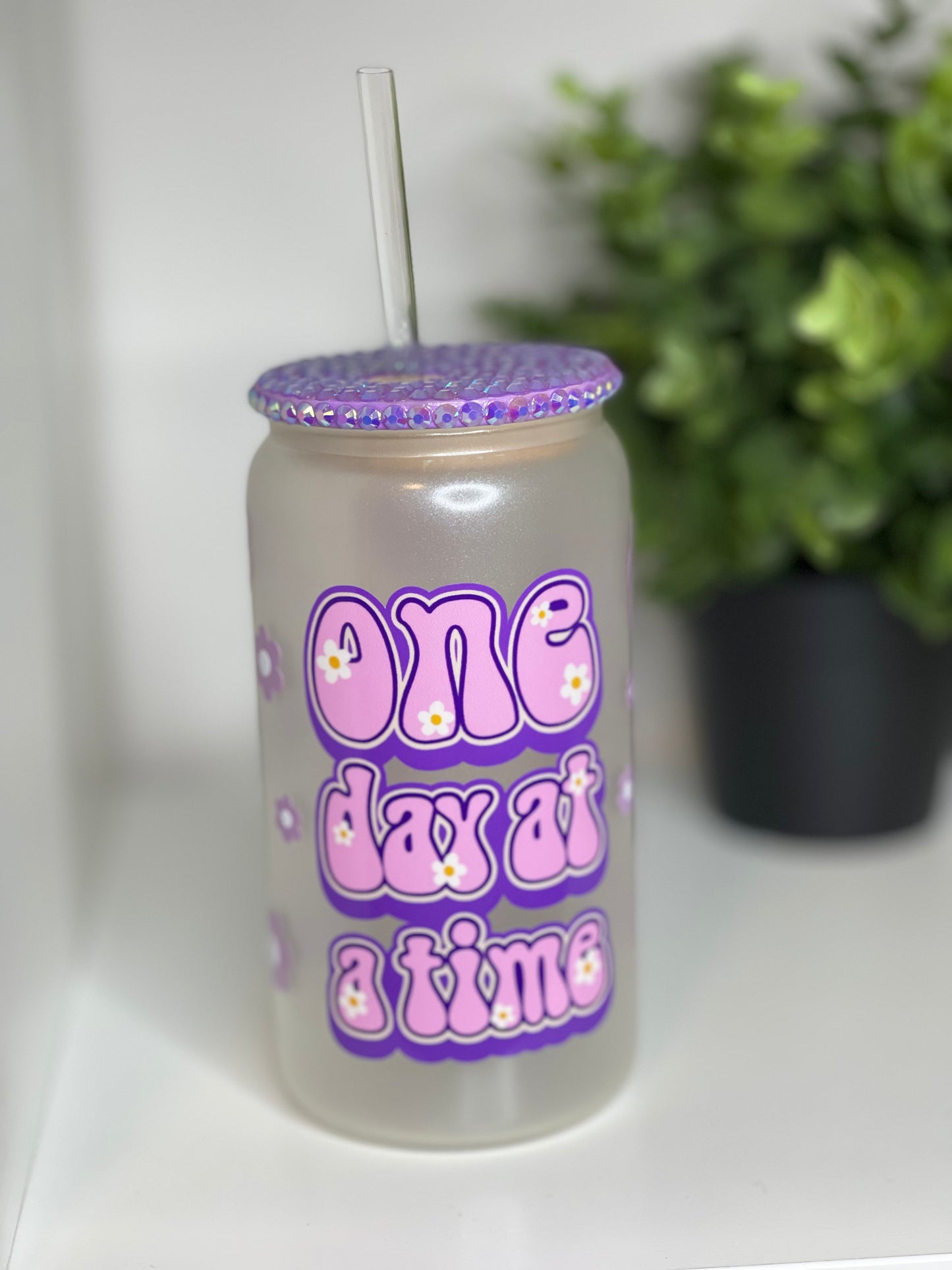 16 Oz One day a time glass can cup