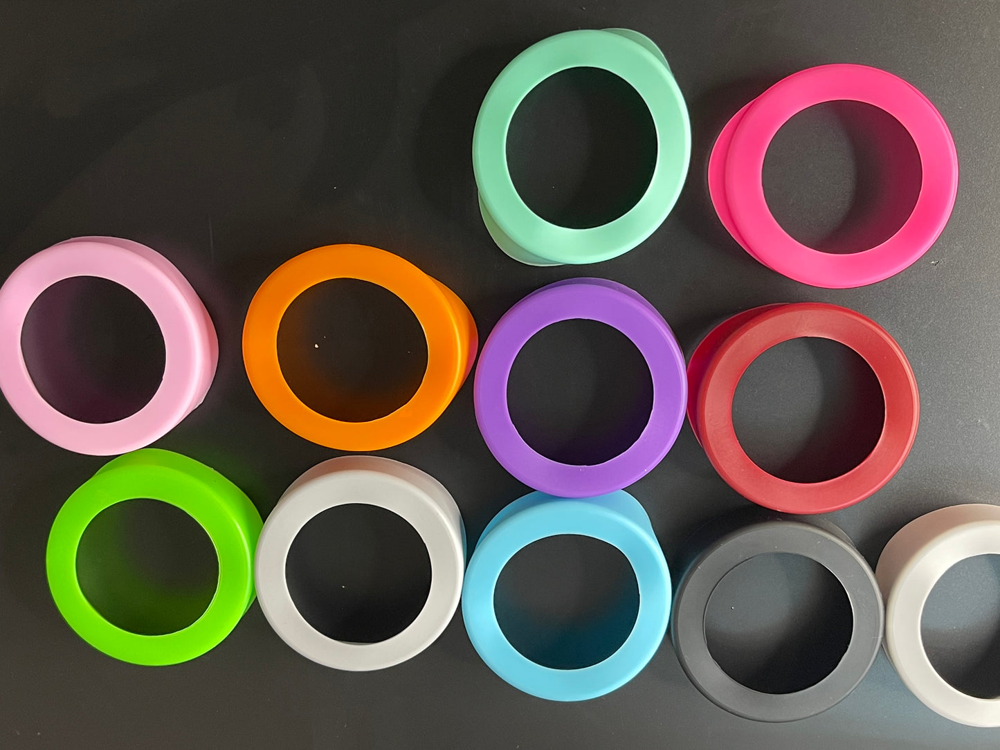 Silicone bumper for bottom of 24 Oz acrylic tumblers